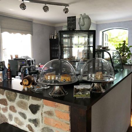 Alte Schule Cafe Und Pension Drehna Εξωτερικό φωτογραφία