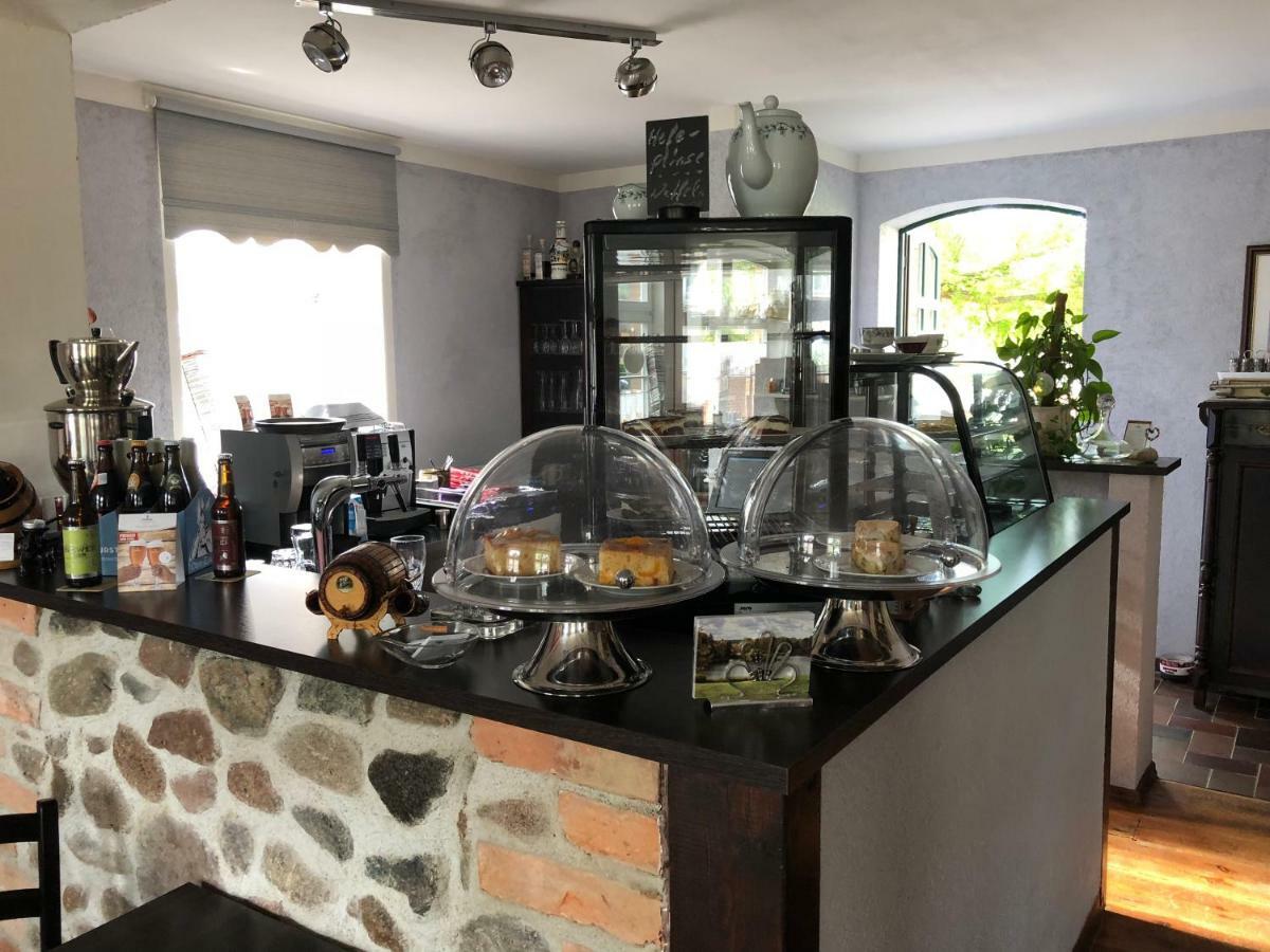 Alte Schule Cafe Und Pension Drehna Εξωτερικό φωτογραφία